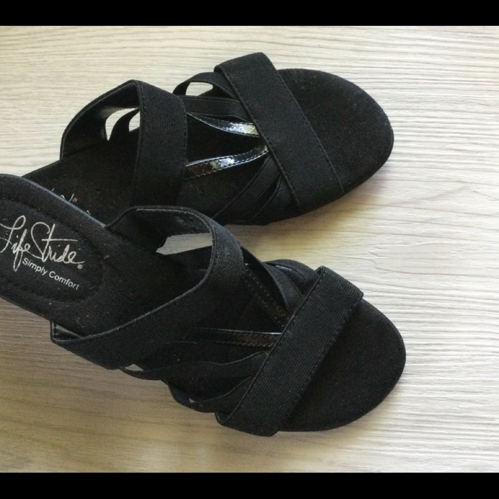 New Women’s Sandals